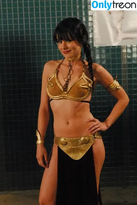 Kristen Bell nude photo #0376 (WWYTWrestling / kristenanniebell)