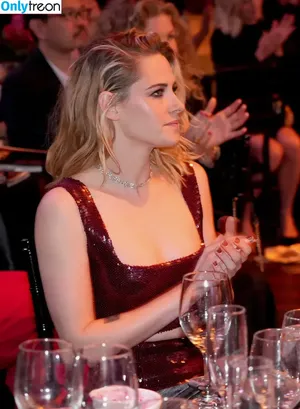 Kristen Stewart / kristenstewart / kristenstewartx nude photo #0076