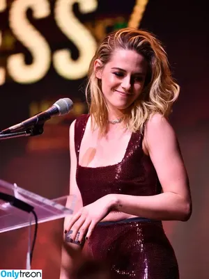 Kristen Stewart / kristenstewart / kristenstewartx nude photo #0081