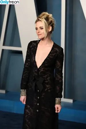 Kristen Stewart / kristenstewart / kristenstewartx nude photo #0262