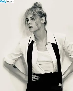 Kristen Stewart / kristenstewart / kristenstewartx nude photo #0295