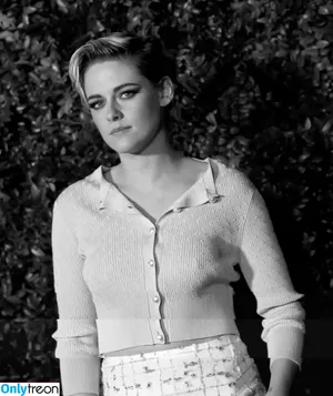 Kristen Stewart / kristenstewart / kristenstewartx nude photo #0334