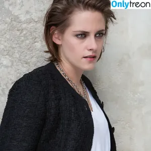 Kristen Stewart / kristenstewart / kristenstewartx nude photo #0354