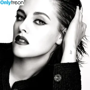 Kristen Stewart / kristenstewart / kristenstewartx nude photo #0360