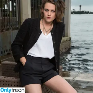 Kristen Stewart / kristenstewart / kristenstewartx nude photo #0361