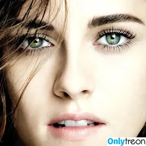 Kristen Stewart / kristenstewart / kristenstewartx nude photo #0382