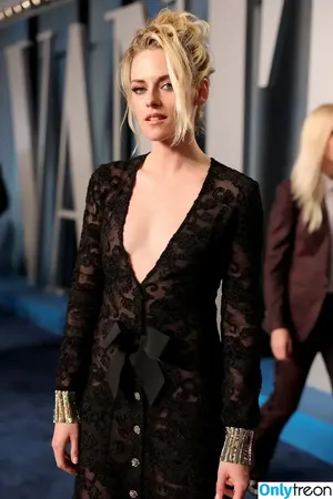 Kristen Stewart / kristenstewart / kristenstewartx nude photo #0389
