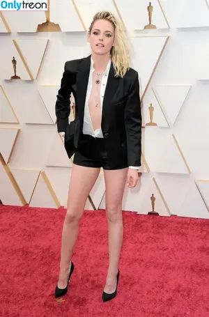 Kristen Stewart / kristenstewart / kristenstewartx nude photo #0400