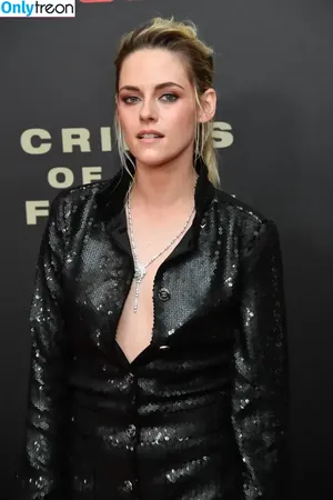 Kristen Stewart / kristenstewart / kristenstewartx nude photo #0478
