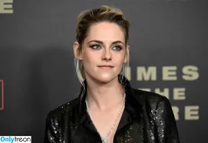 Kristen Stewart / kristenstewart / kristenstewartx nude photo #0488
