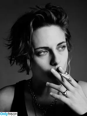Kristen Stewart / kristenstewart / kristenstewartx nude photo #0516