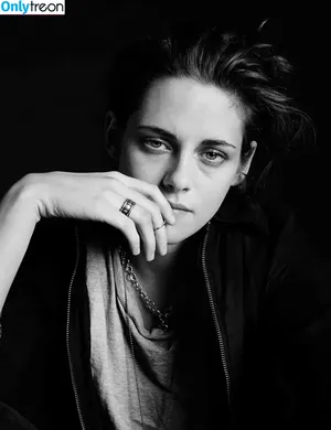 Kristen Stewart / kristenstewart / kristenstewartx nude photo #0517