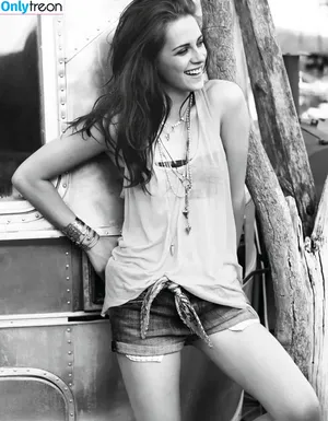 Kristen Stewart / kristenstewart / kristenstewartx nude photo #0530