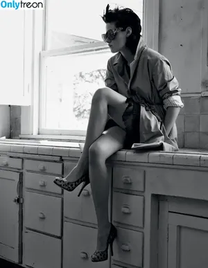 Kristen Stewart / kristenstewart / kristenstewartx nude photo #0587