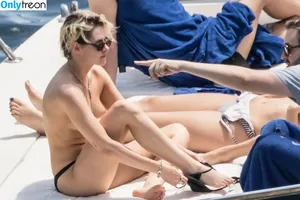 Kristen Stewart / kristenstewart / kristenstewartx nude photo #0623