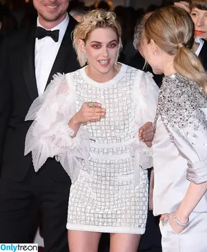 Kristen Stewart / kristenstewart / kristenstewartx nude photo #0663