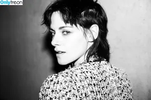 Kristen Stewart / kristenstewart / kristenstewartx nude photo #0713