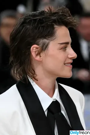 Kristen Stewart / kristenstewart / kristenstewartx nude photo #0786