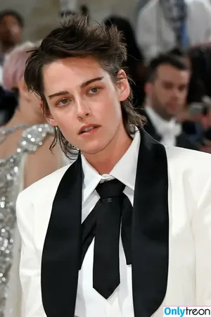 Kristen Stewart / kristenstewart / kristenstewartx nude photo #0802