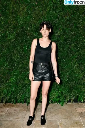 Kristen Stewart / kristenstewart / kristenstewartx nude photo #0926