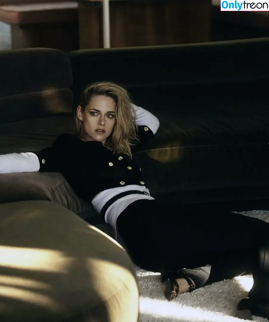 Kristen Stewart nude photo #0053 (kristenstewart / kristenstewartx)
