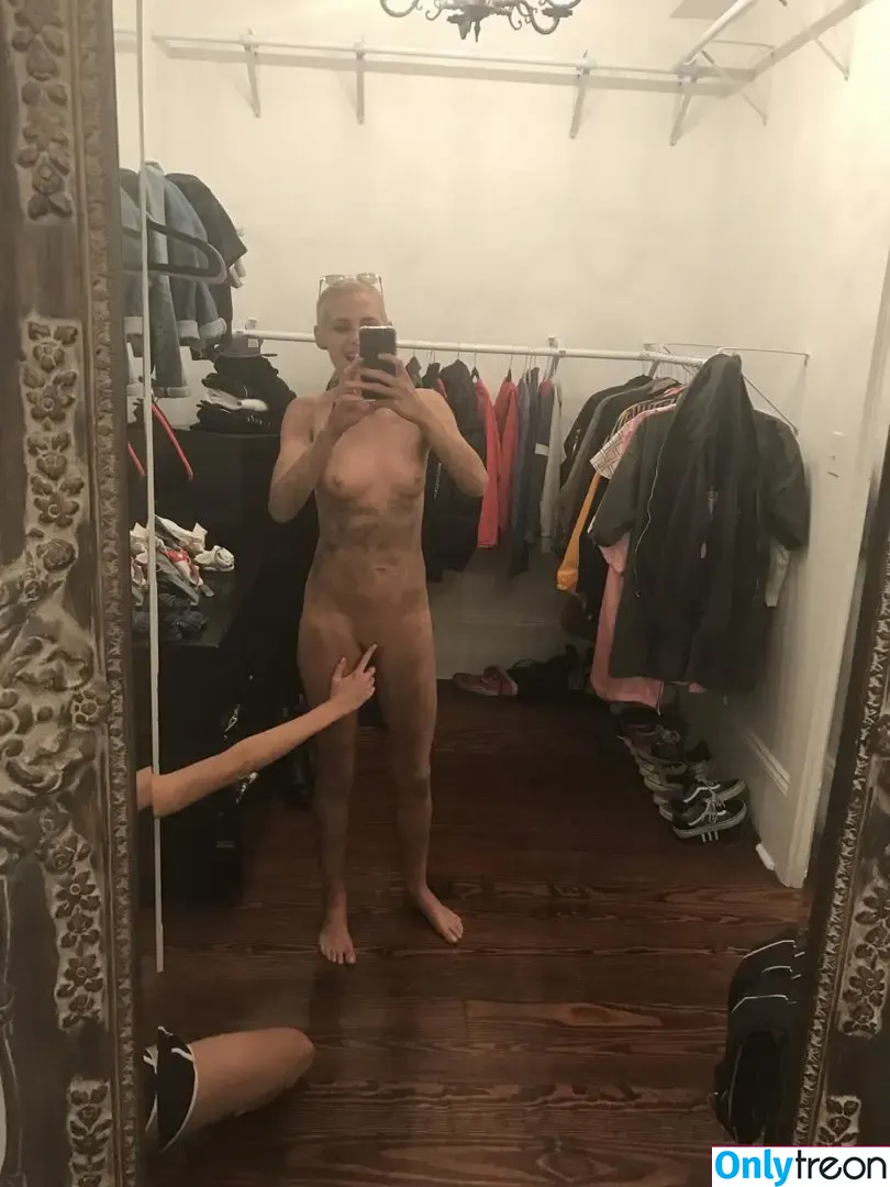 Kristen Stewart nude photo #0102 (kristenstewart / kristenstewartx)