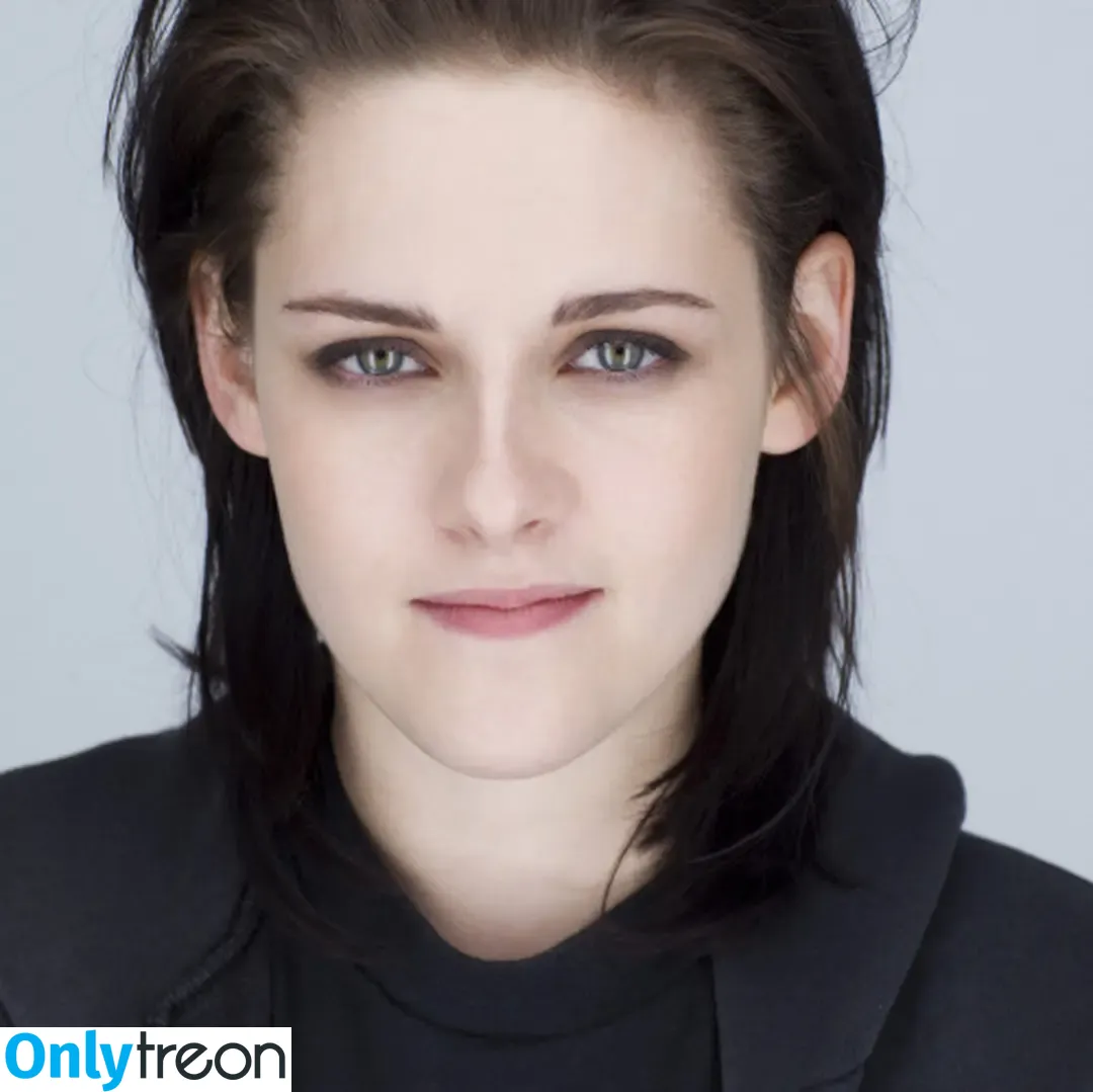 Kristen Stewart nude photo #0349 (kristenstewart / kristenstewartx)