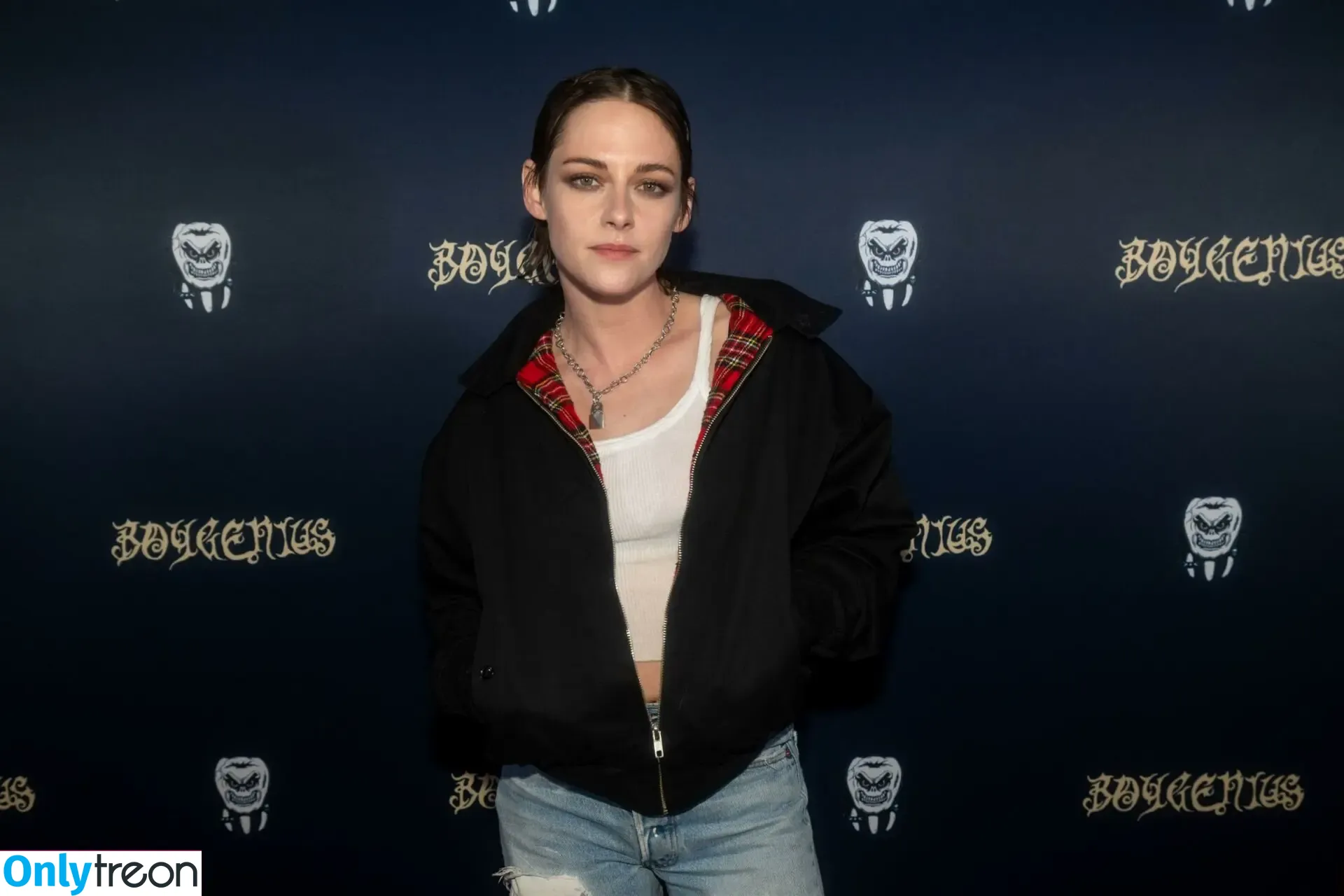 Kristen Stewart nude photo #0778 (kristenstewart / kristenstewartx)