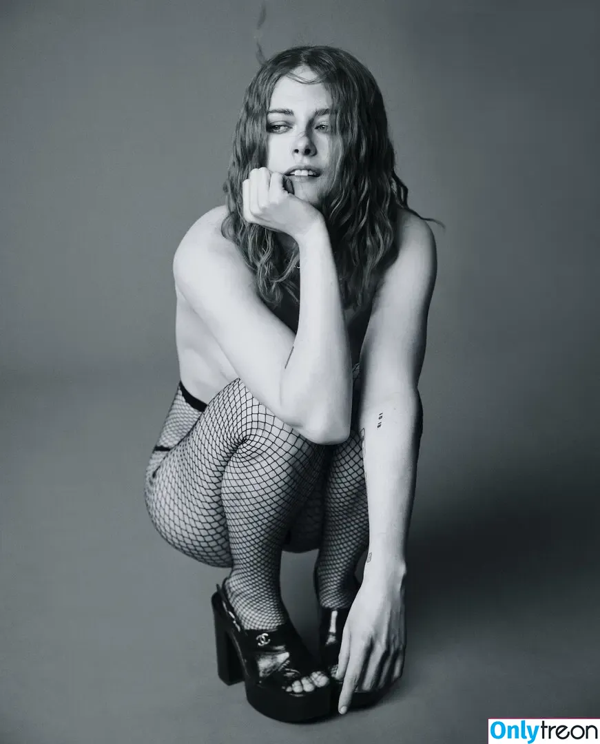 Kristen Stewart nude photo #0821 (kristenstewart / kristenstewartx)
