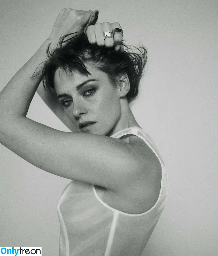 Kristen Stewart nude photo #0975 (kristenstewart / kristenstewartx)