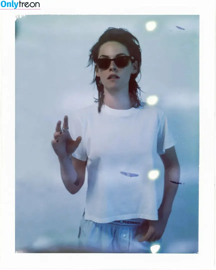 Kristen Stewart nude photo #0977 (kristenstewart / kristenstewartx)
