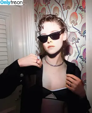 Kristen Stewart / kristenstewart / kristenstewartx nude photo #1087