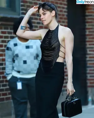 Kristen Stewart / kristenstewart / kristenstewartx nude photo #1095