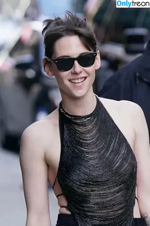 Kristen Stewart / kristenstewart / kristenstewartx nude photo #1216