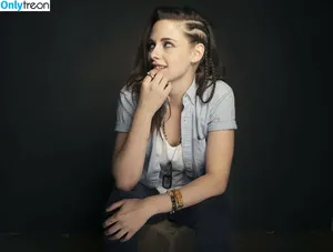 Kristen Stewart / kristenstewart / kristenstewartx nude photo #1302
