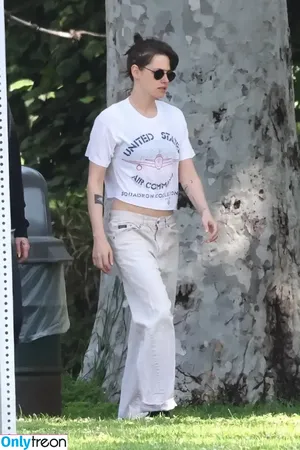 Kristen Stewart / kristenstewart / kristenstewartx nude photo #1386