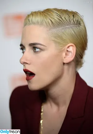 Kristen Stewart / kristenstewart / kristenstewartx nude photo #1505