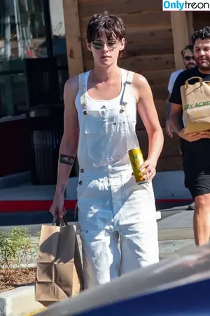 Kristen Stewart / kristenstewart / kristenstewartx nude photo #1532