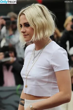 Kristen Stewart / kristenstewart / kristenstewartx nude photo #1614