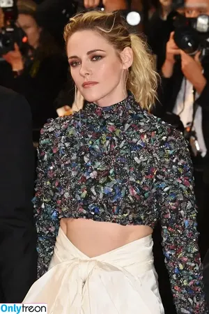 Kristen Stewart / kristenstewart / kristenstewartx nude photo #1629