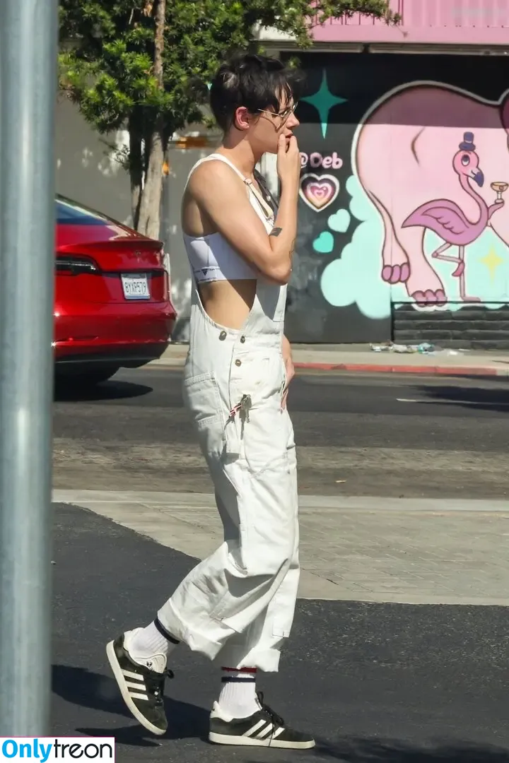 Kristen Stewart nude photo #1538 (kristenstewart / kristenstewartx)