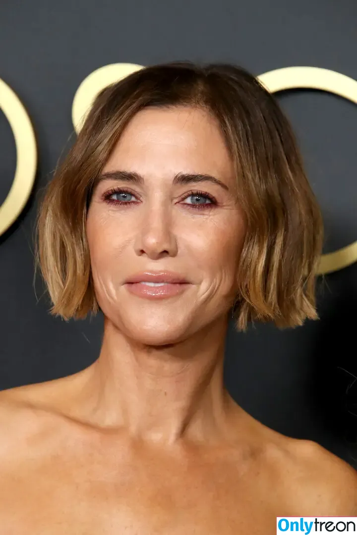 Kristen Wiig nude photo #0155 (kriztenwiig)