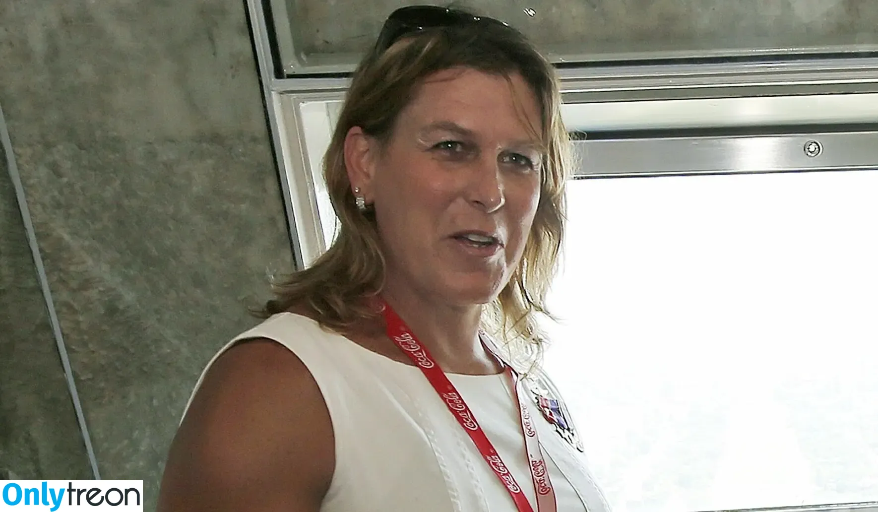 Kristin Beck nude photo #0027 (Kristin Beck)