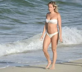 Kristin Cavallari / kristincavallari nude photo #0185