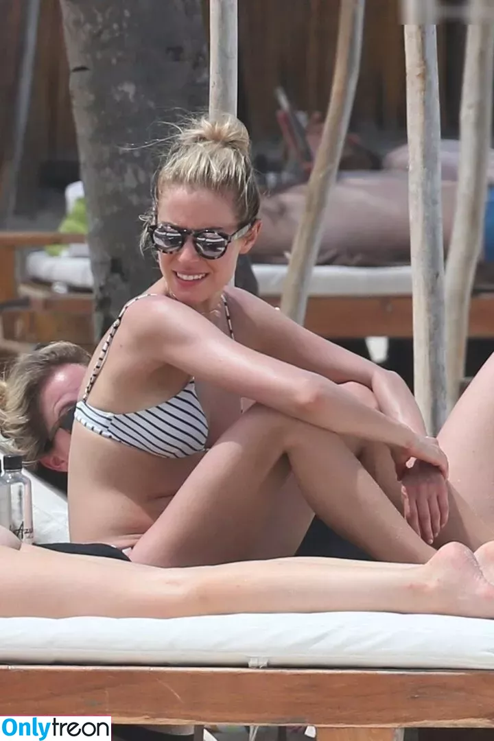 Kristin Cavallari nude photo #0256 (kristincavallari)