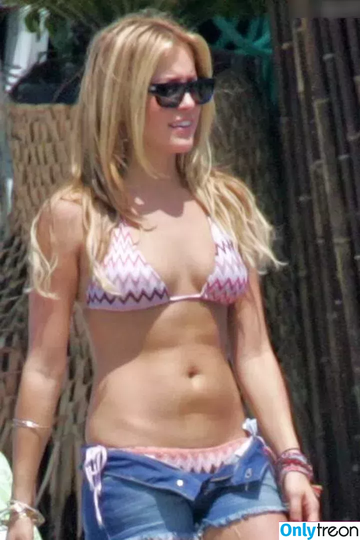 Kristin Cavallari nude photo #0269 (kristincavallari)