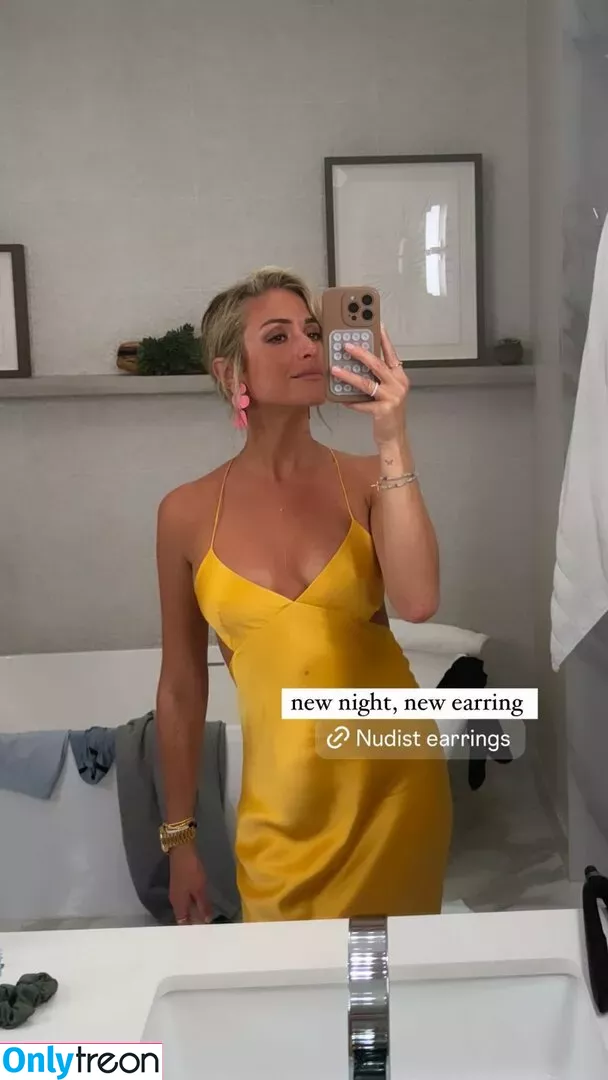 Kristin Cavallari nude photo #0297 (kristincavallari)