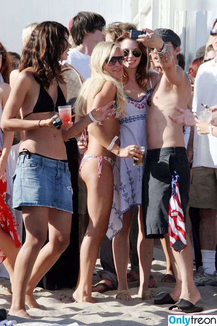 Kristin Cavallari nude photo #0359 (kristincavallari)