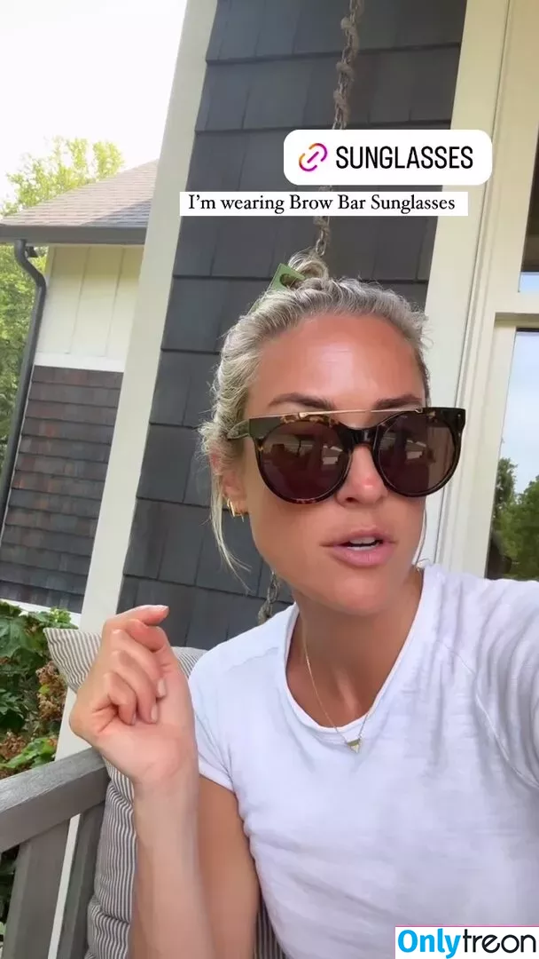 Kristin Cavallari nude photo #0375 (kristincavallari)