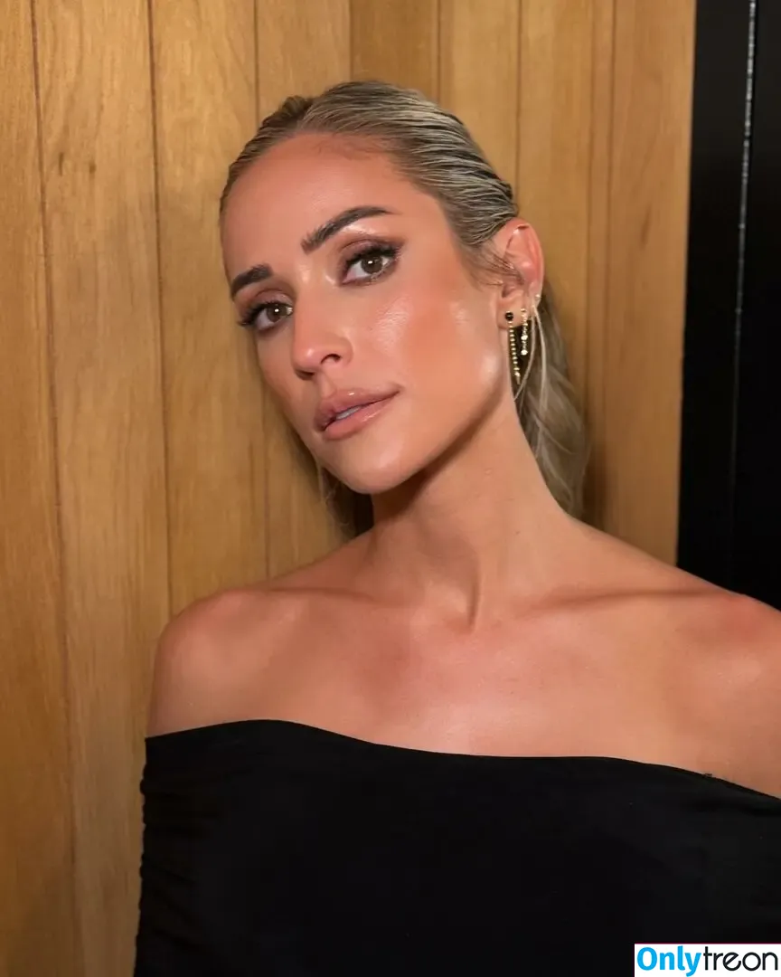 Kristin Cavallari nude photo #0691 (kristincavallari)